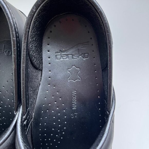 Dansko Professional Black Nubuck Leather Clogs | Size 37 Narrow - Picture 6 of 8